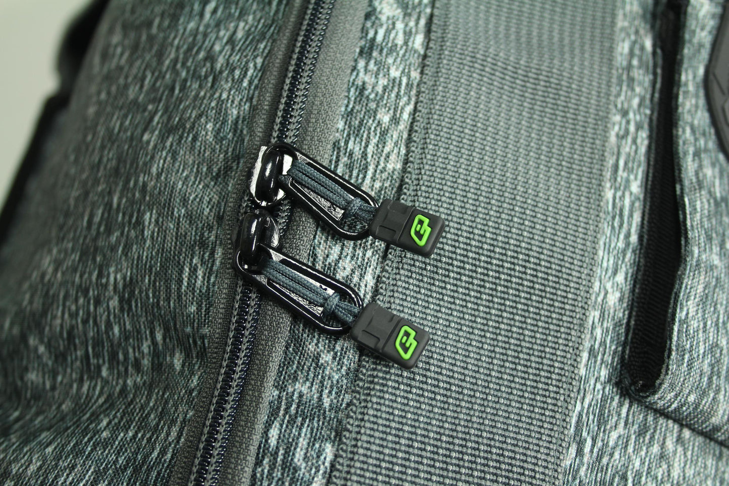 Eclipse Holdall Grit